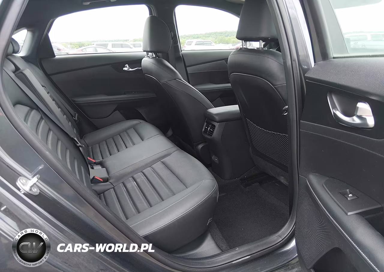 2024 Kia Forte Gt-Line VIN:3KPF54AD6RE790770 - 8