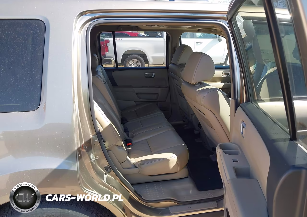 2011 Honda Pilot Ex-L VIN:5FNYF4H68BB082548 - 8