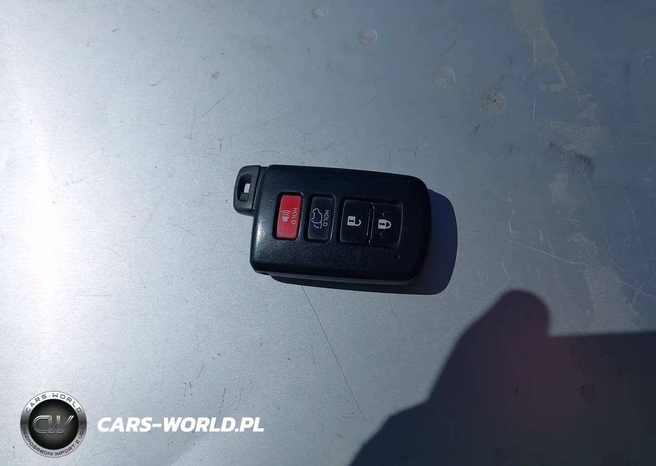 2018 Toyota Rav4 Xle VIN:2T3RFREV8JW762360 - 11