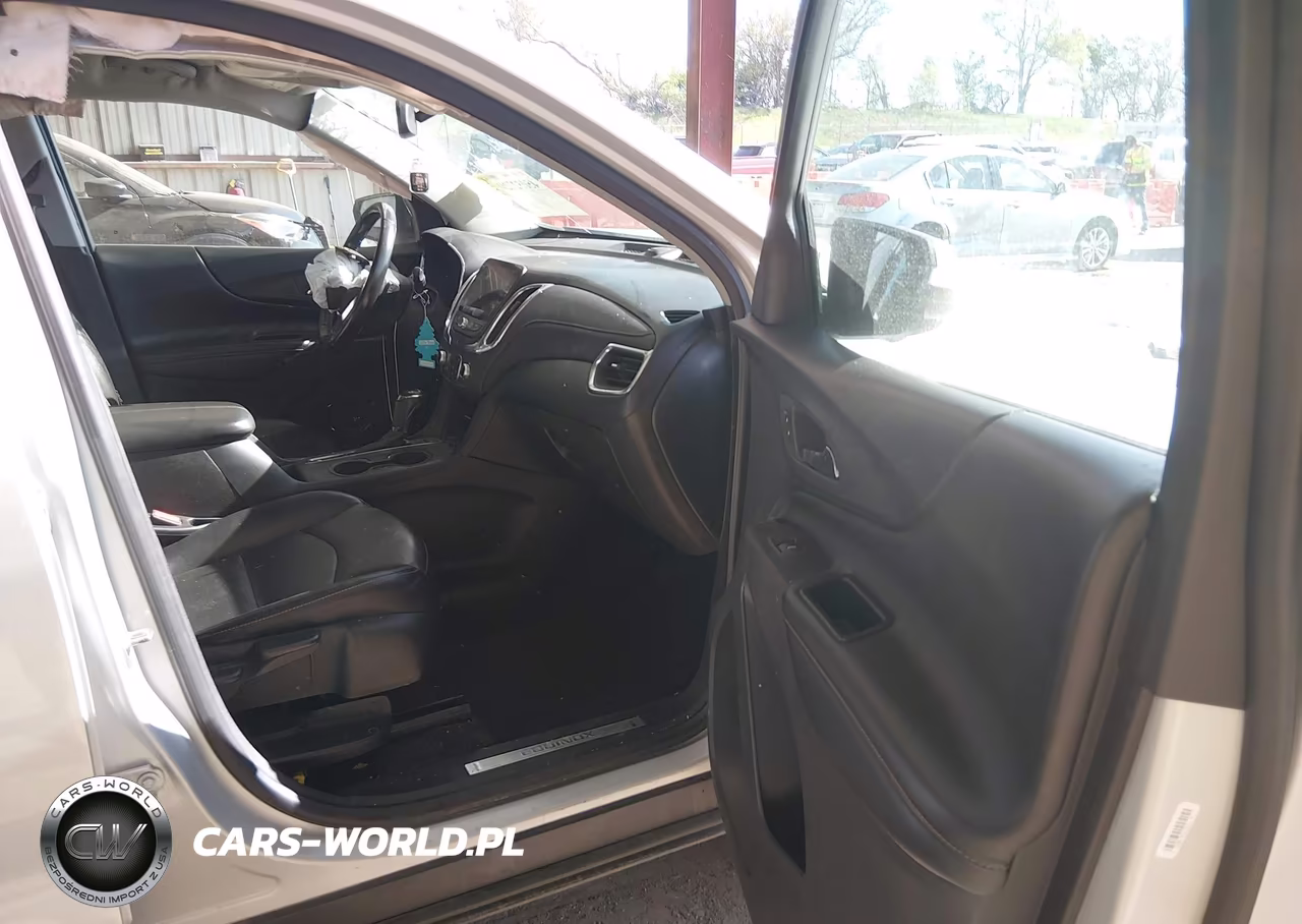2019 Chevrolet Equinox Premier VIN:2GNAXYEXXK6217819 - 5