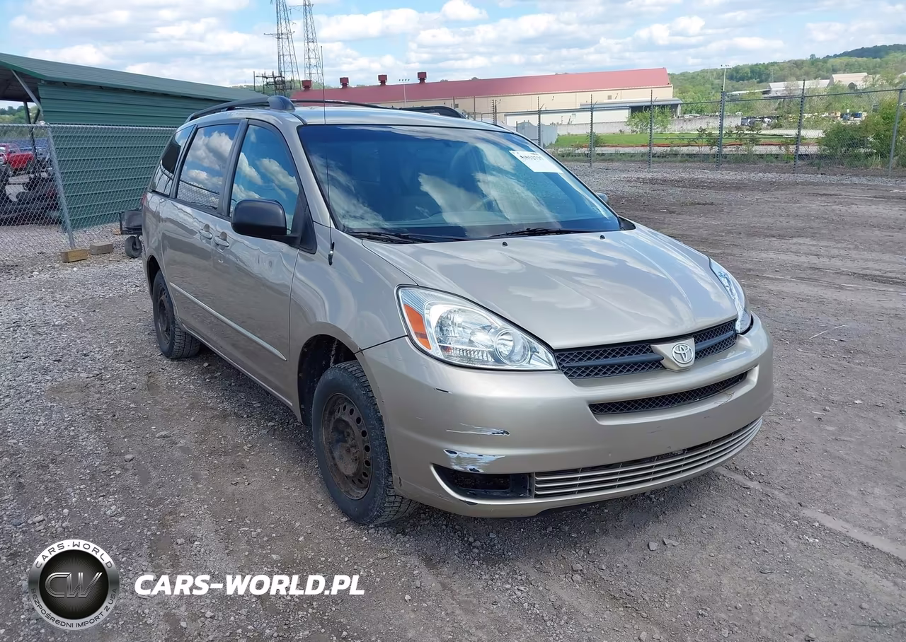 2004 Toyota Sienna Le