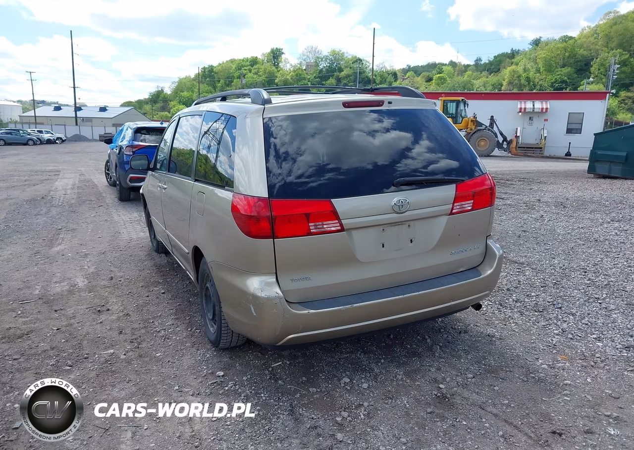 2004 Toyota Sienna Le VIN:5TDZA23C44S119792 - 3