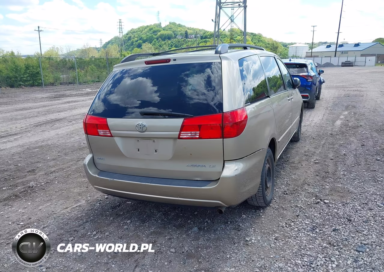 2004 Toyota Sienna Le VIN:5TDZA23C44S119792 - 4
