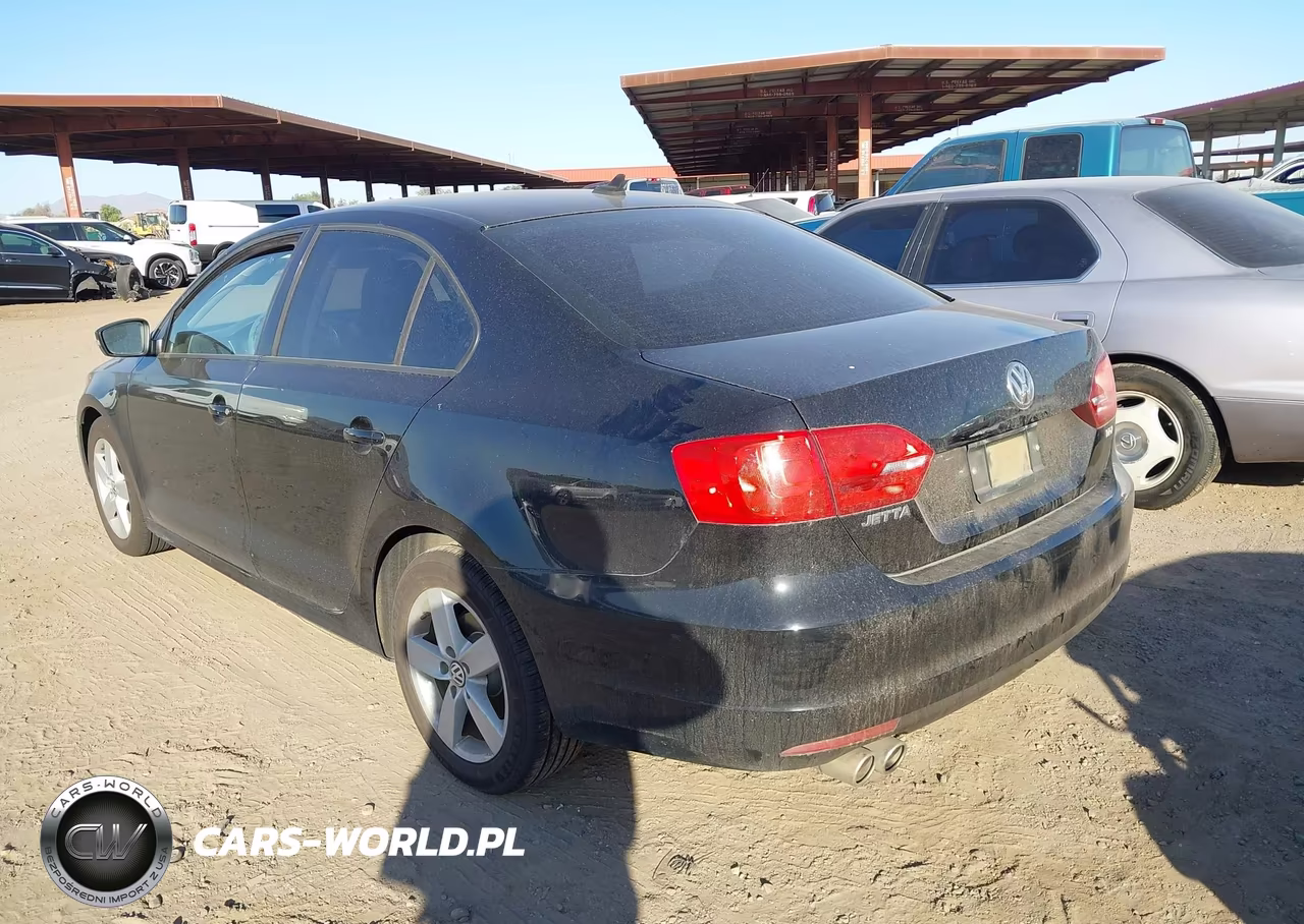 2011 Volkswagen Jetta 2.0L Tdi Le VIN:3VWLL7AJXBM076052 - 3