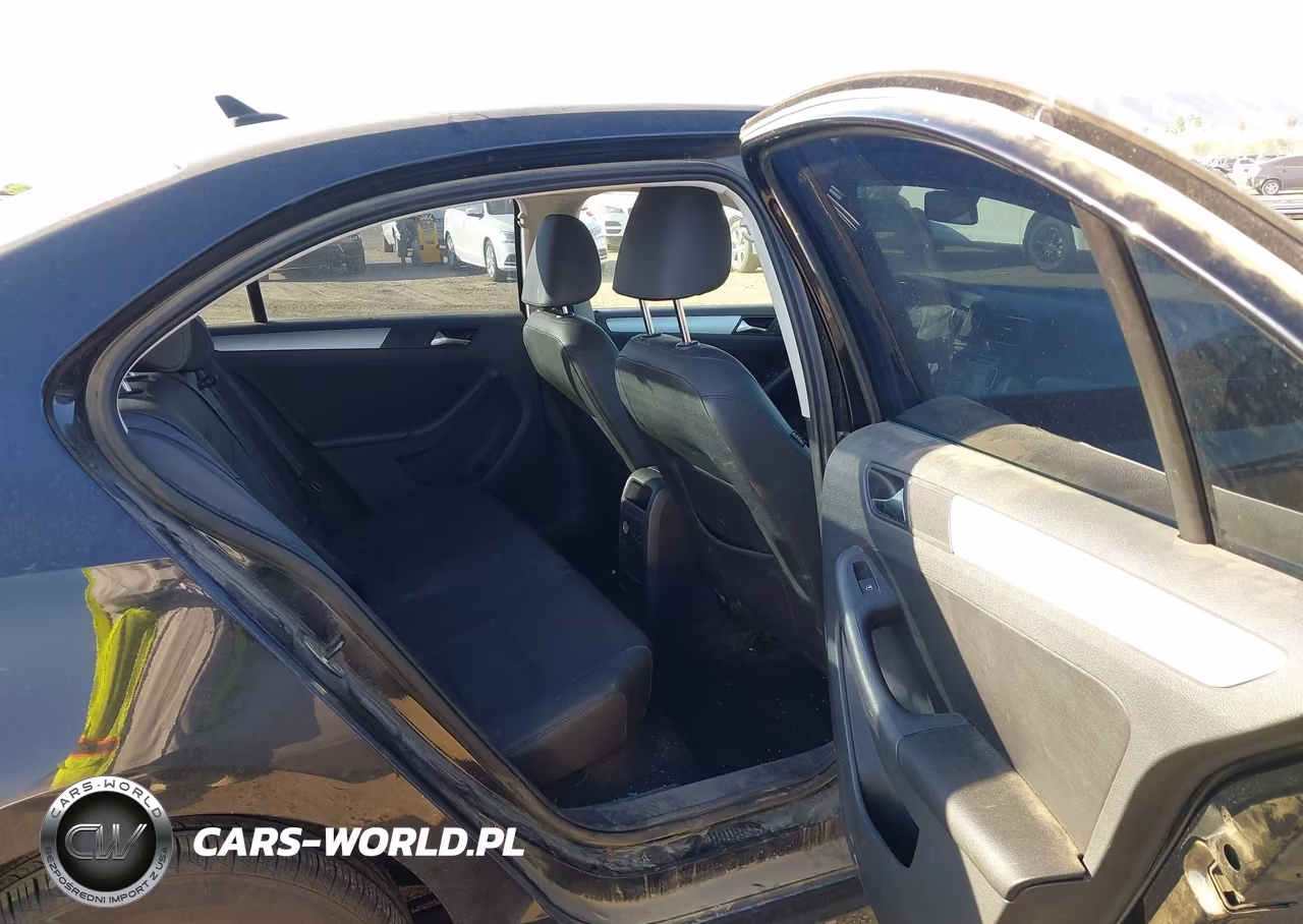 2011 Volkswagen Jetta 2.0L Tdi Le VIN:3VWLL7AJXBM076052 - 8