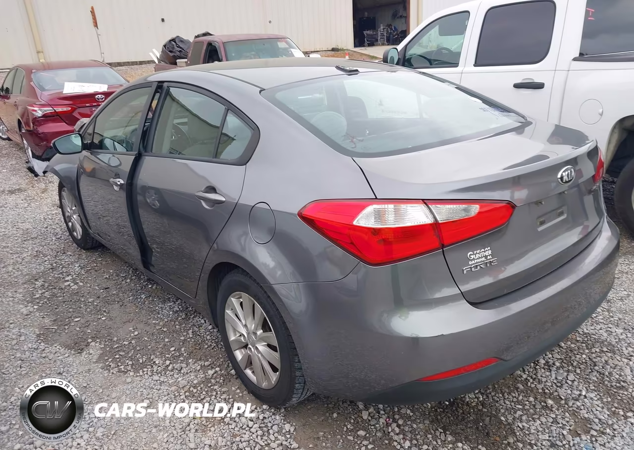 2016 Kia Forte Lx VIN:KNAFX4A63G5567832 - 3