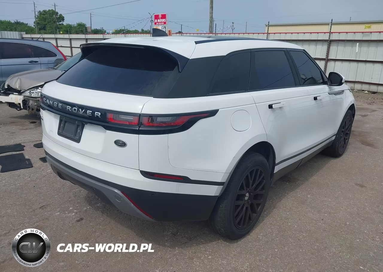 2019 Land Rover Range Rover Velar S VIN:SALYB2EX4KA793355 - 4