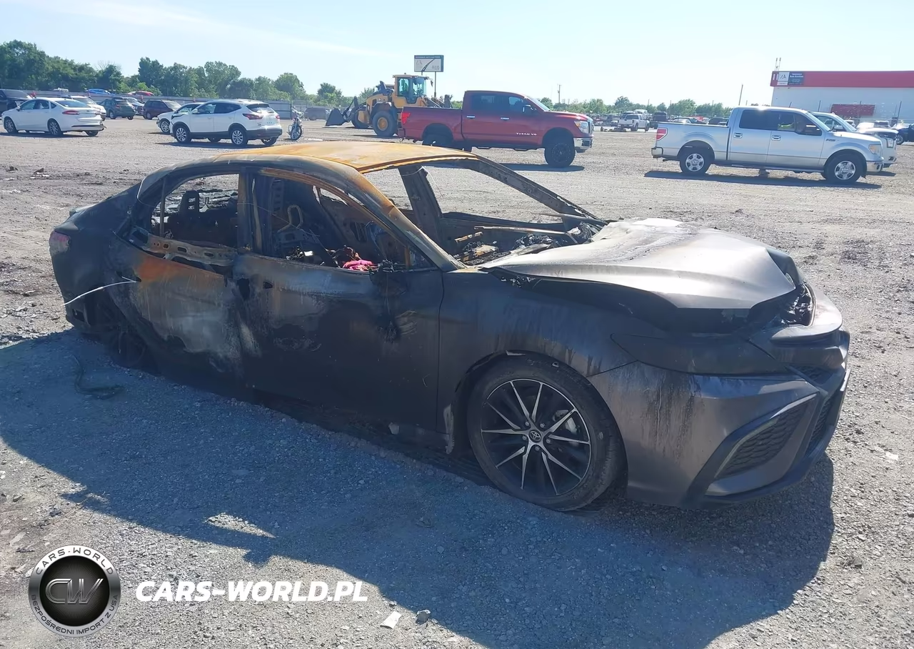 2024 Toyota Camry Se – zdjęcie 1 z 10