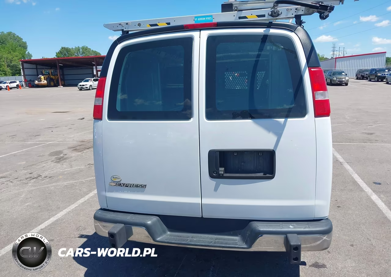 2019 Chevrolet Express 2500 Work Van VIN:1GCWGAFG4K1265775 - 16