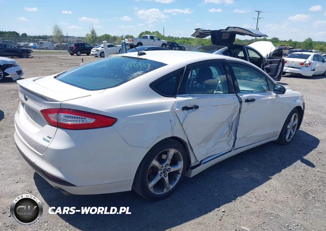 2013 Ford Fusion Se VIN:3FA6P0HR1DR161509 - 4