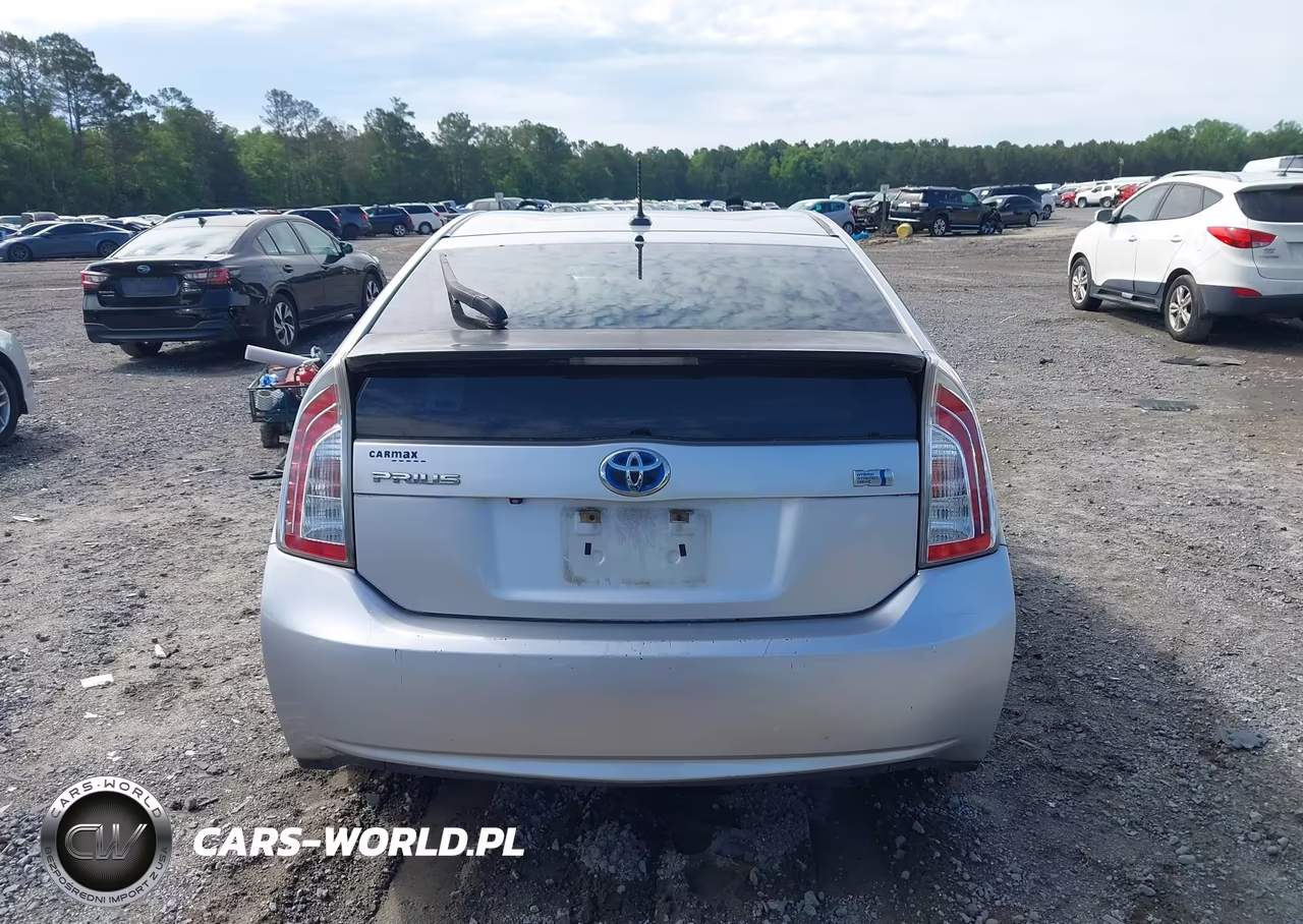 2013 Toyota Prius Three VIN:JTDKN3DU4D1712195 - 16