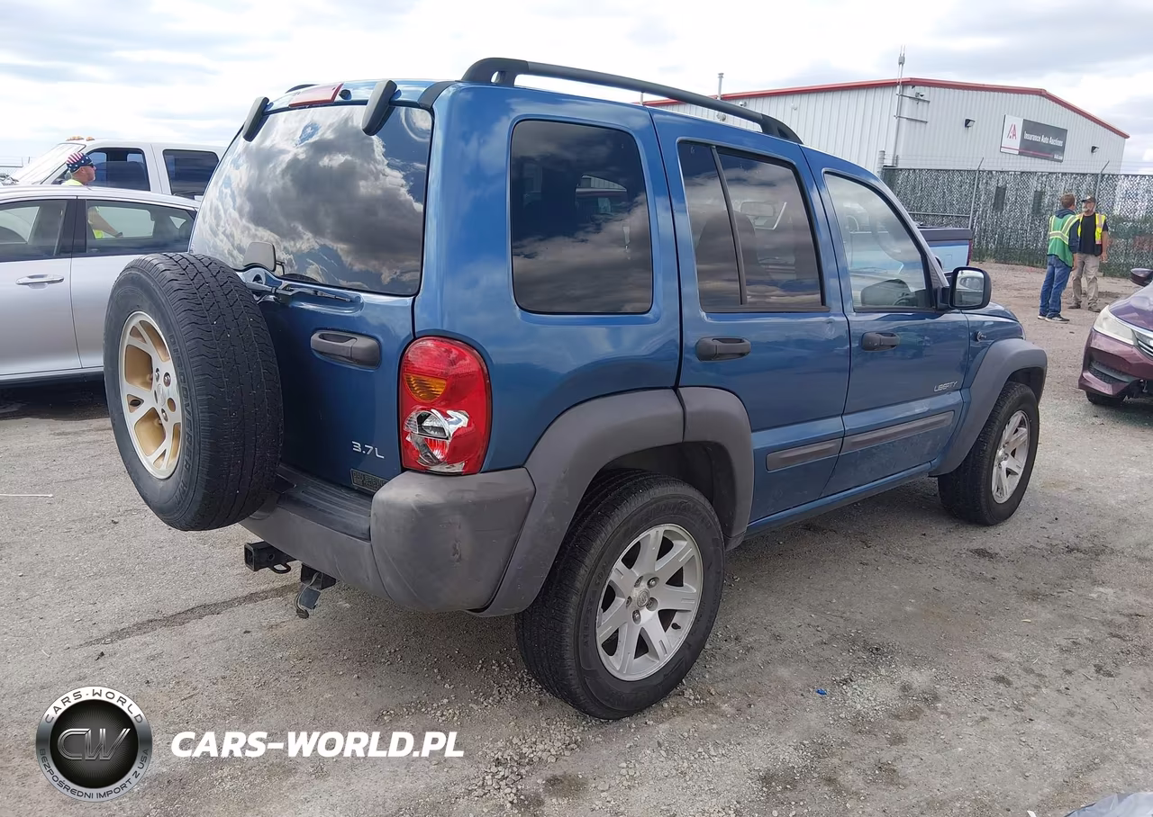 2004 Jeep Liberty Sport VIN:1J4GL48K84W221118 - 4