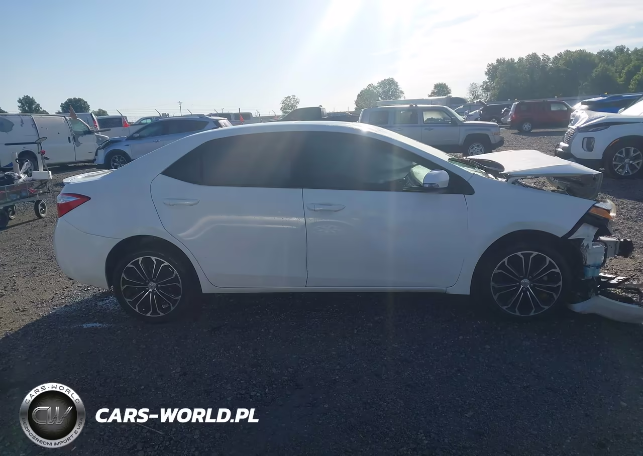 2015 Toyota Corolla S Plus VIN:5YFBURHE1FP360037 - 12