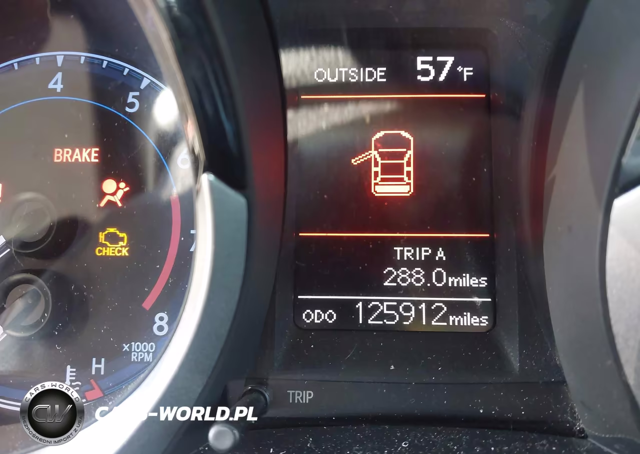2015 Toyota Corolla S Plus VIN:5YFBURHE1FP360037 - 14