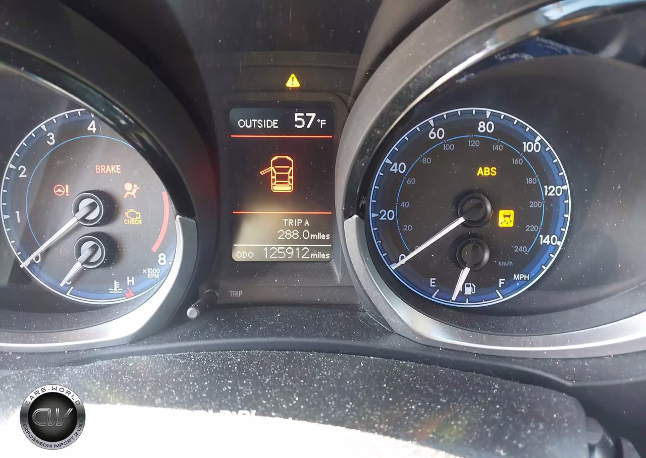 2015 Toyota Corolla S Plus VIN:5YFBURHE1FP360037 - 7
