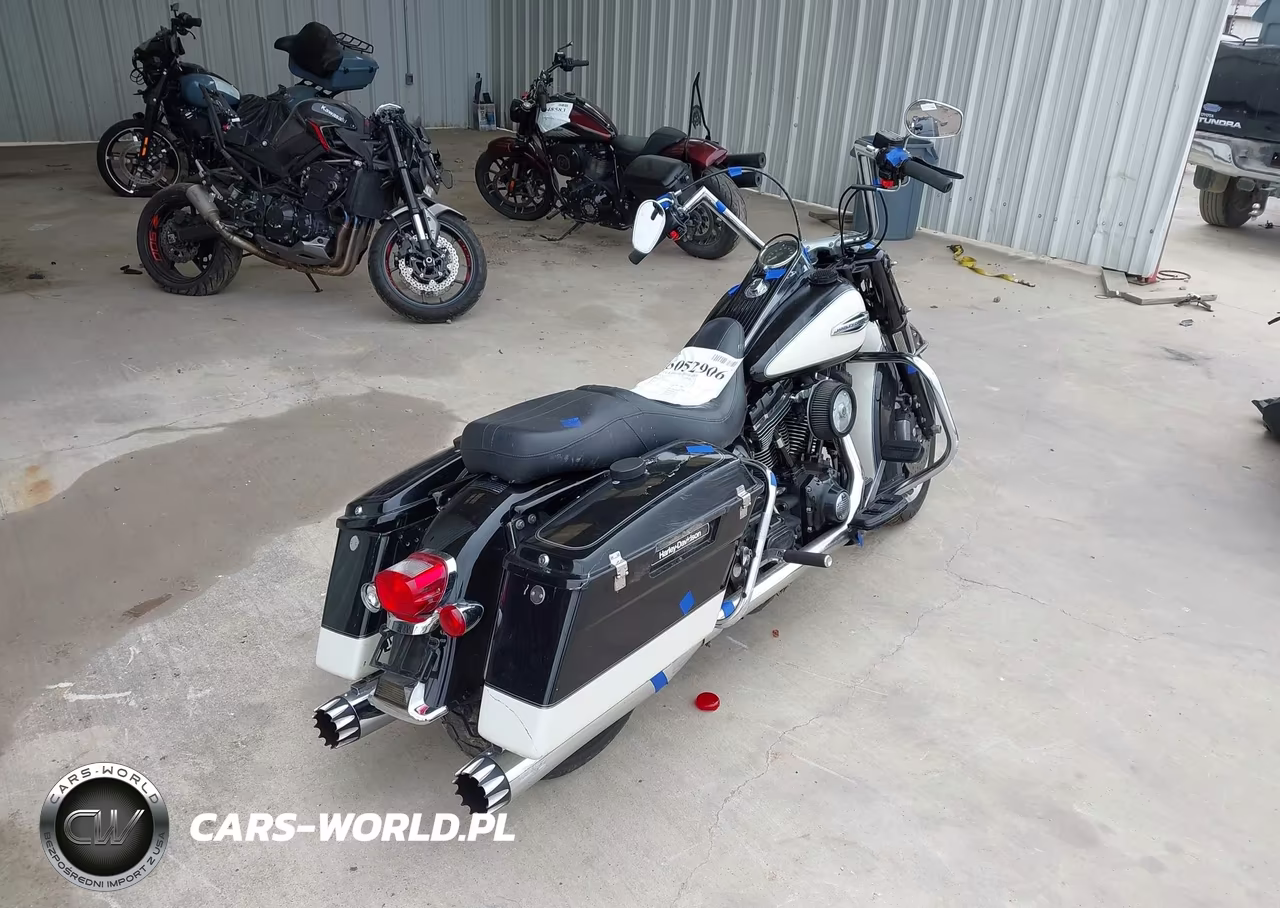 2003 Harley-Davidson Flhpi VIN:1HD1FHW123Y706618 - 4