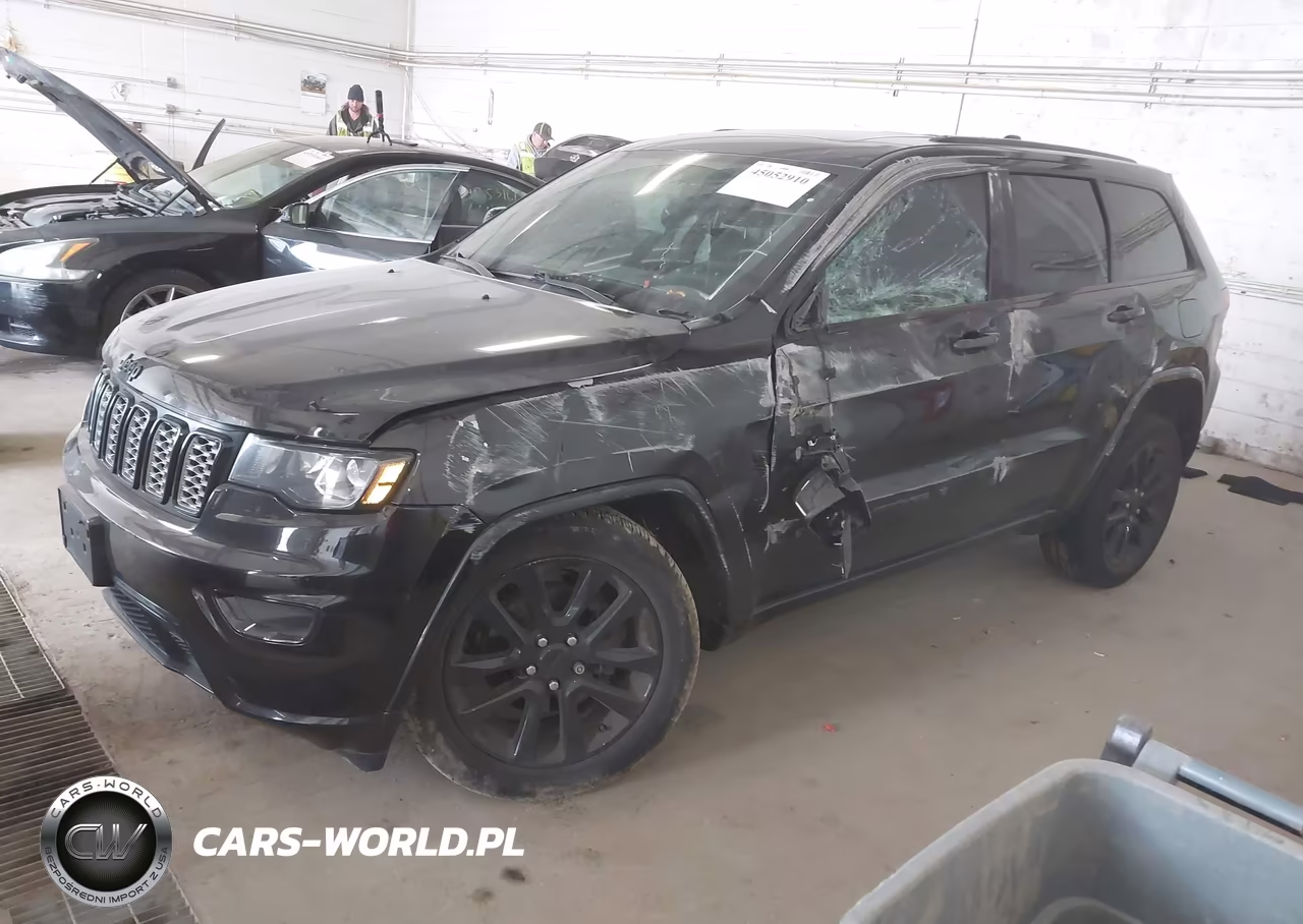 2020 Jeep Grand Cherokee Altitude 4X4 VIN:1C4RJFAG6LC231975 - 2