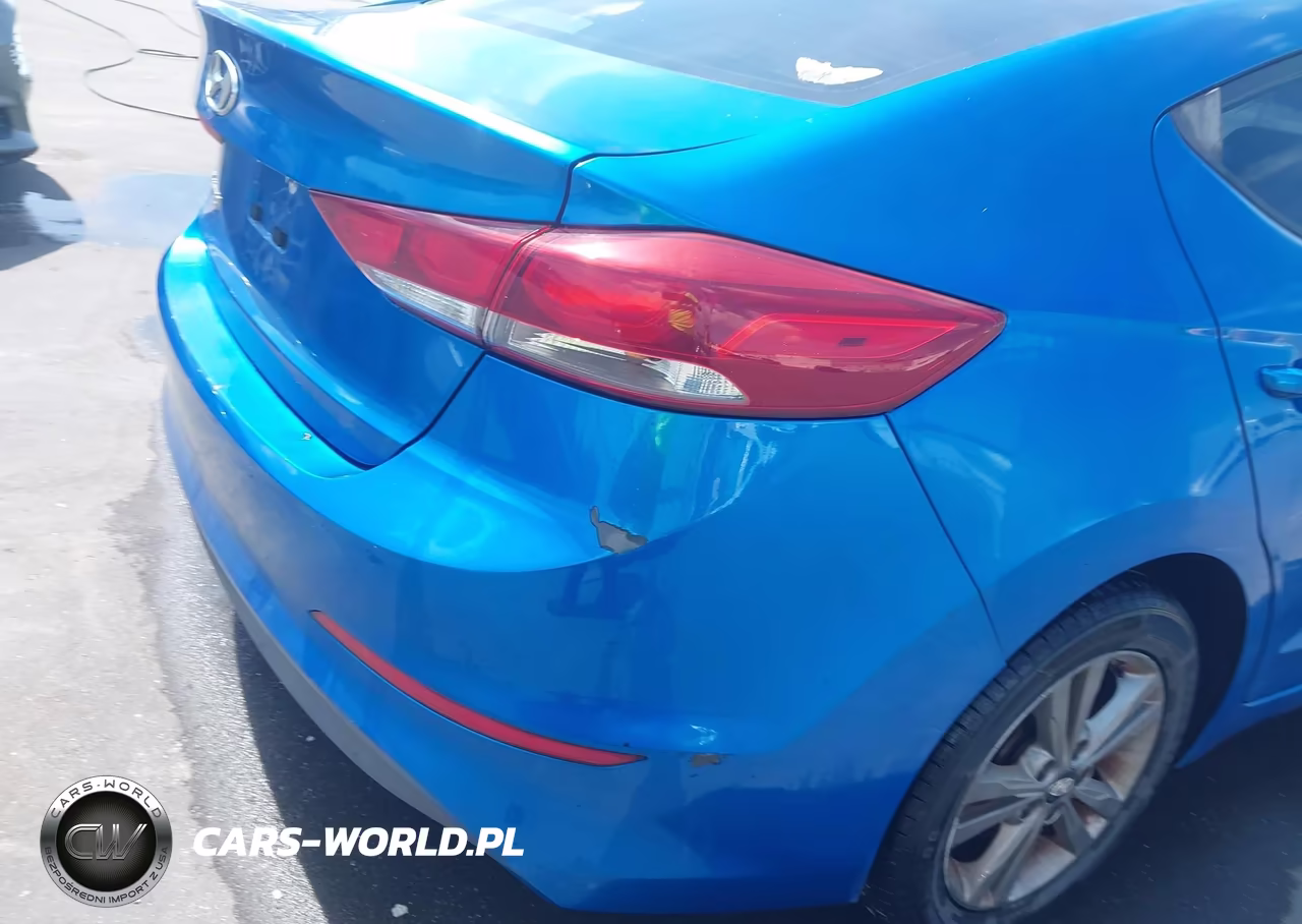 2018 Hyundai Elantra Sel VIN:5NPD84LF8JH225174 - 17