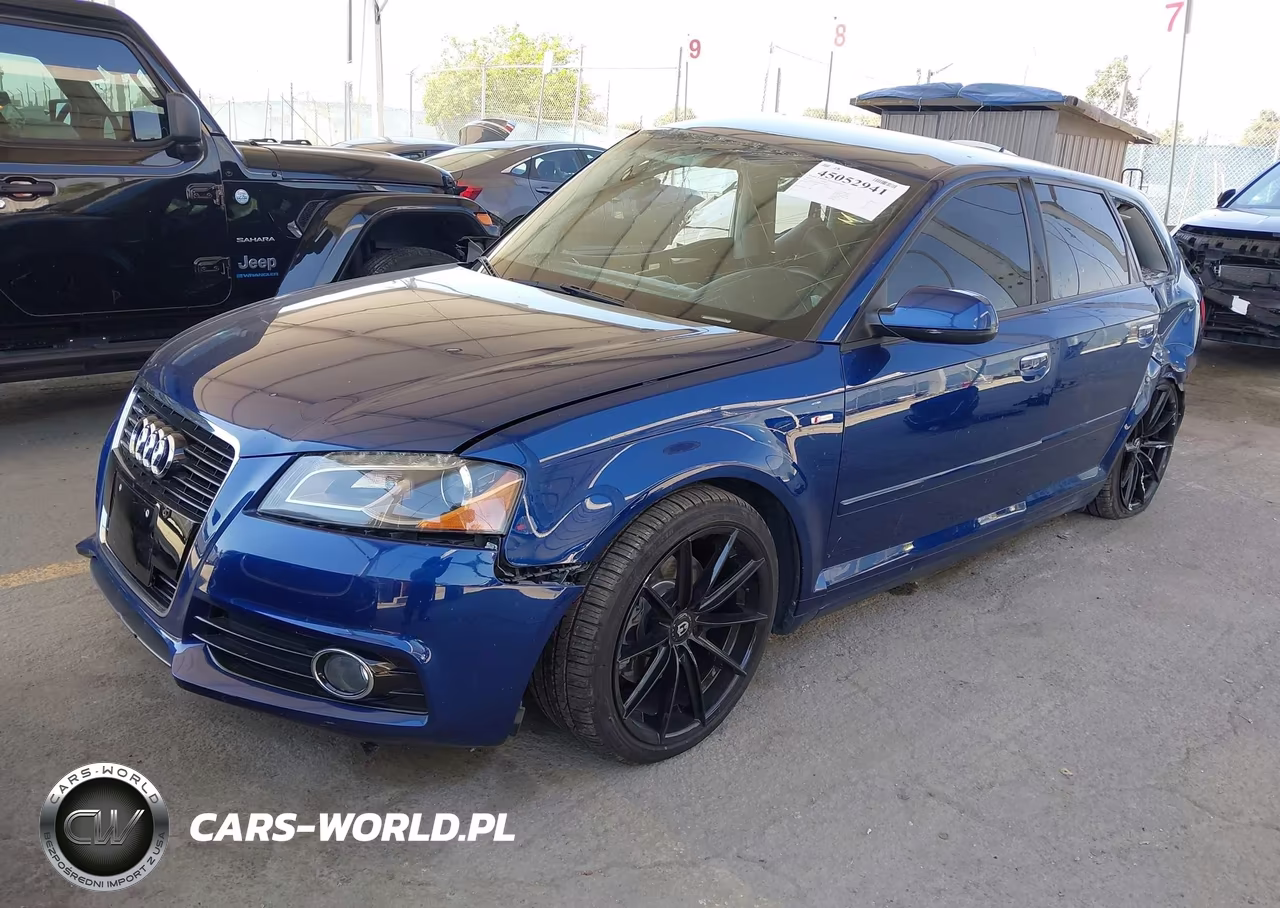 2013 Audi A3 2.0T Premium VIN:WAUKEAFM8DA000657 - 2