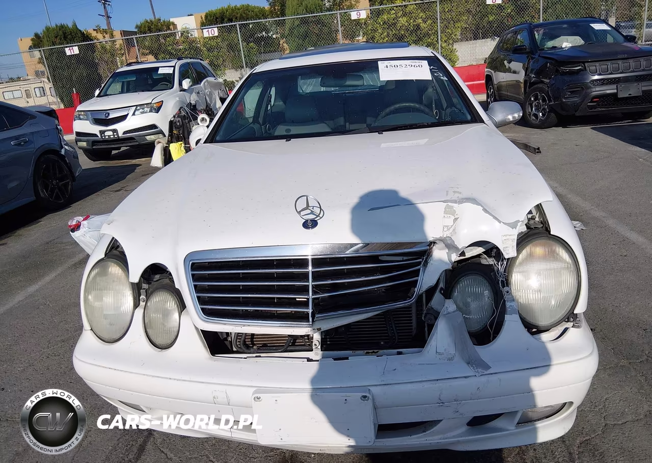 2000 Mercedes-Benz Clk 320 VIN:WDBLJ65G5YF135310 - 11