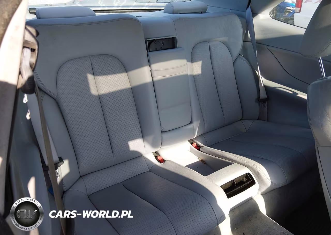2000 Mercedes-Benz Clk 320 VIN:WDBLJ65G5YF135310 - 8