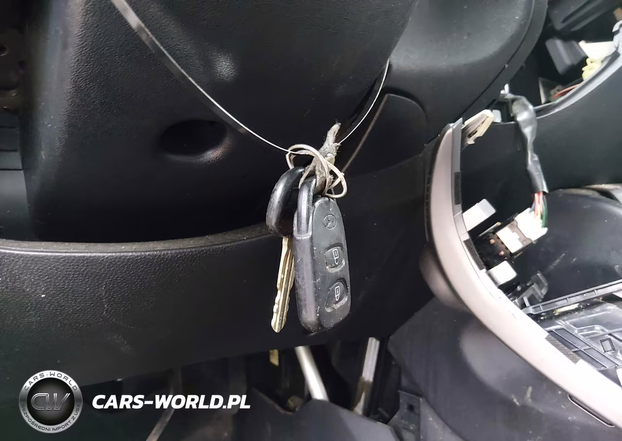 2010 Hyundai Tucson Gls VIN:KM8JU3AC0AU070316 - 11