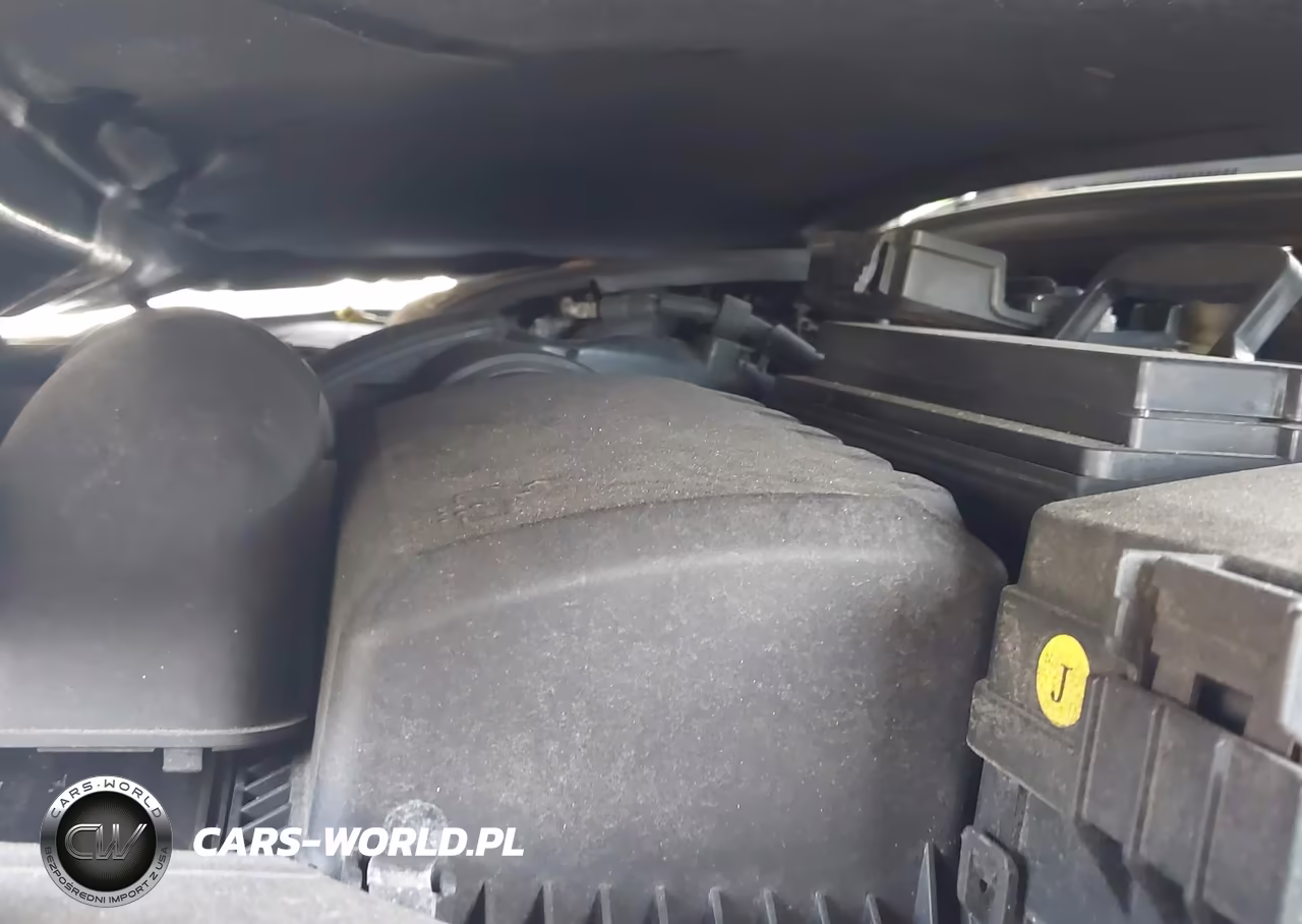 2019 Hyundai Veloster 2.0 VIN:KMHTG6AF6KU003913 - 10