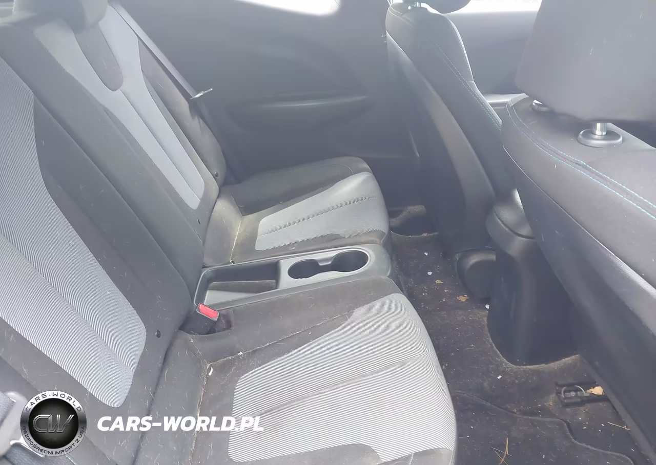 2019 Hyundai Veloster 2.0 VIN:KMHTG6AF6KU003913 - 8