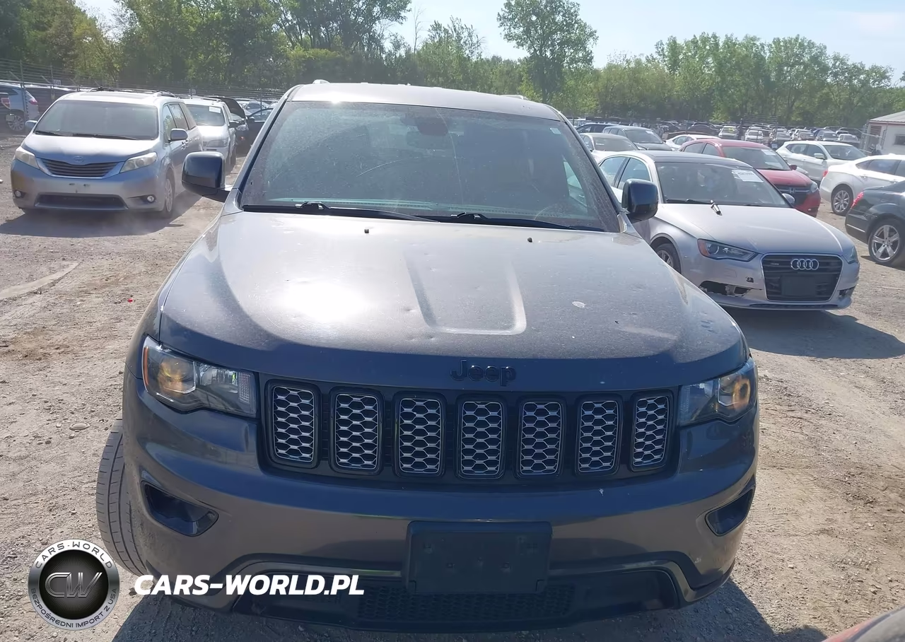 2018 Jeep Grand Cherokee Altitude 4X4 VIN:1C4RJFAG9JC376280 - 12