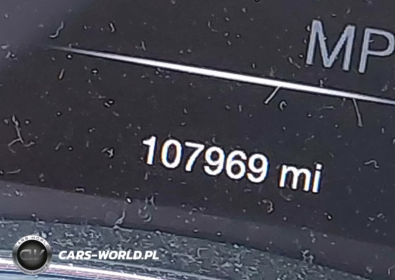 2018 Jeep Grand Cherokee Altitude 4X4 VIN:1C4RJFAG9JC376280 - 15