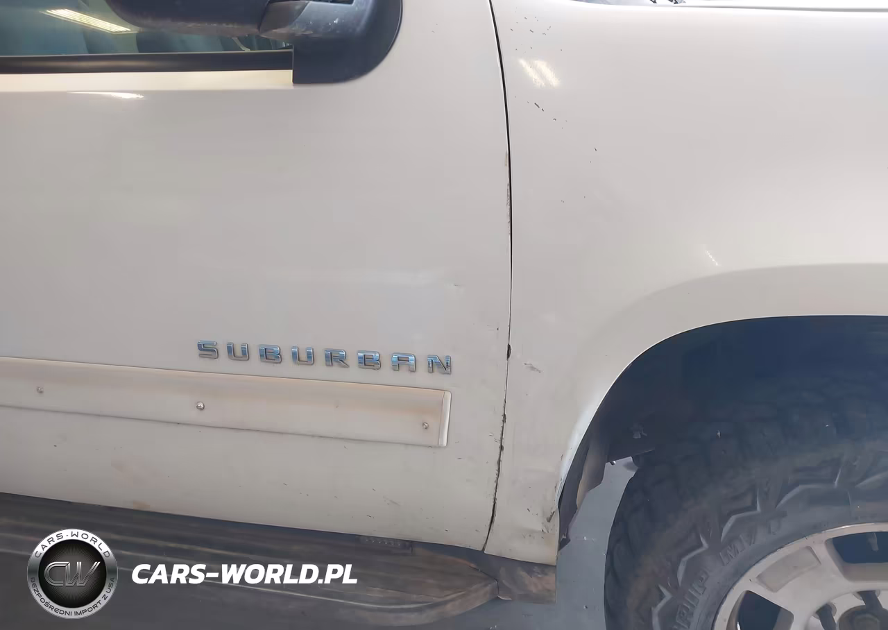2010 Chevrolet Suburban 1500 Ls VIN:1GNUKHE36AR290780 - 17
