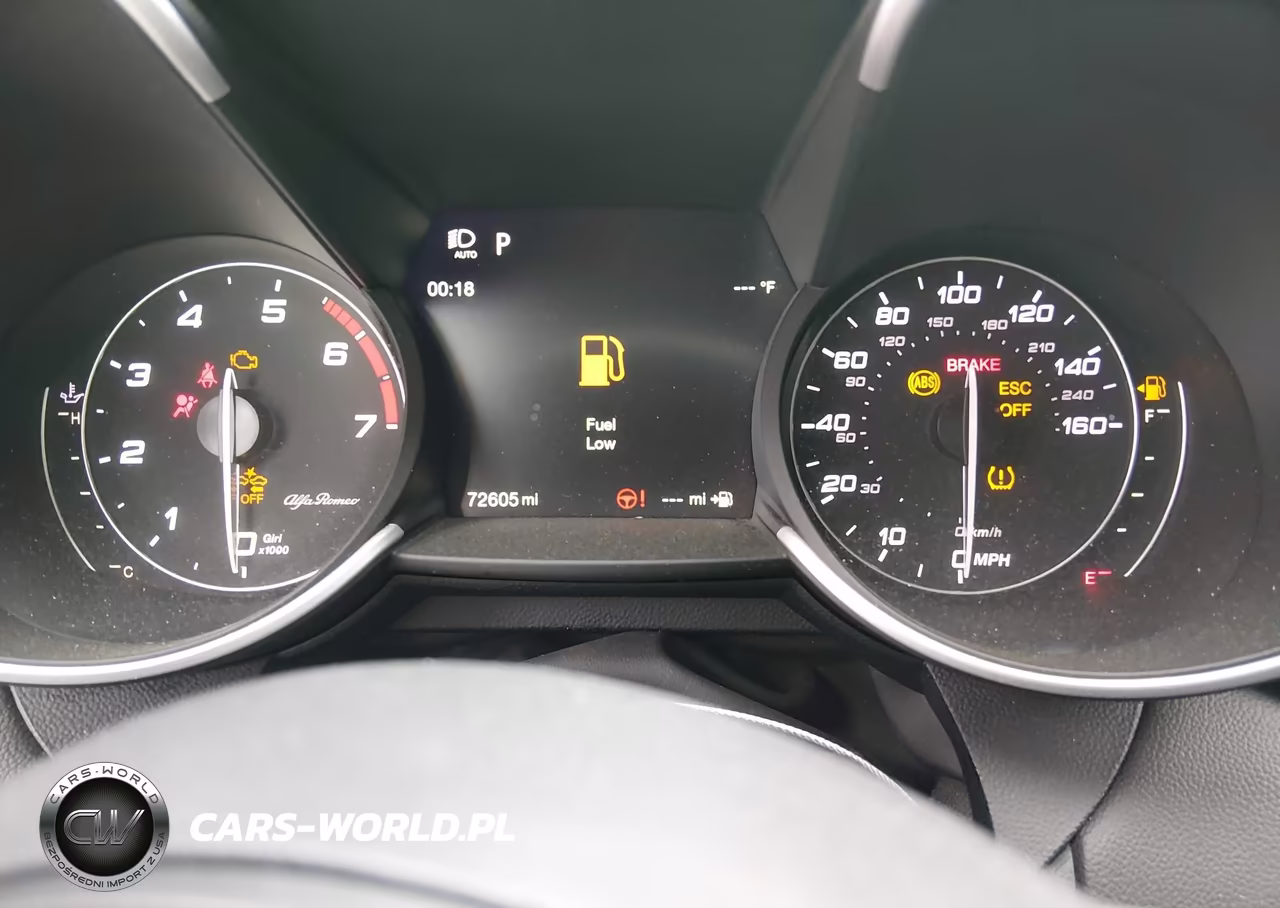 2020 Alfa Romeo Giulia Sport Rwd VIN:ZARFAMAN2L7630404 - 7