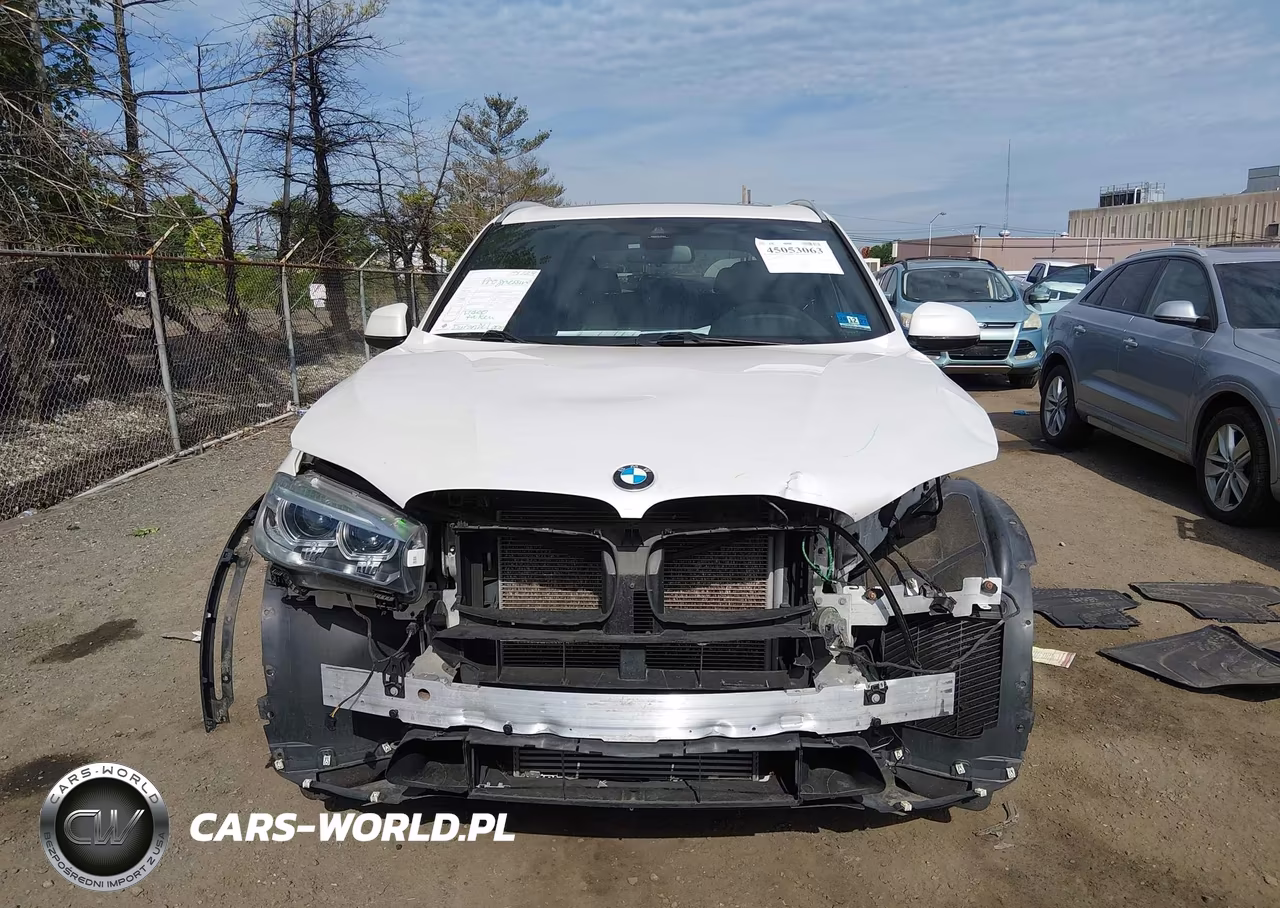 2018 BMW X5 xDrive35I VIN:5UXKR0C54J0Y00483 - 12