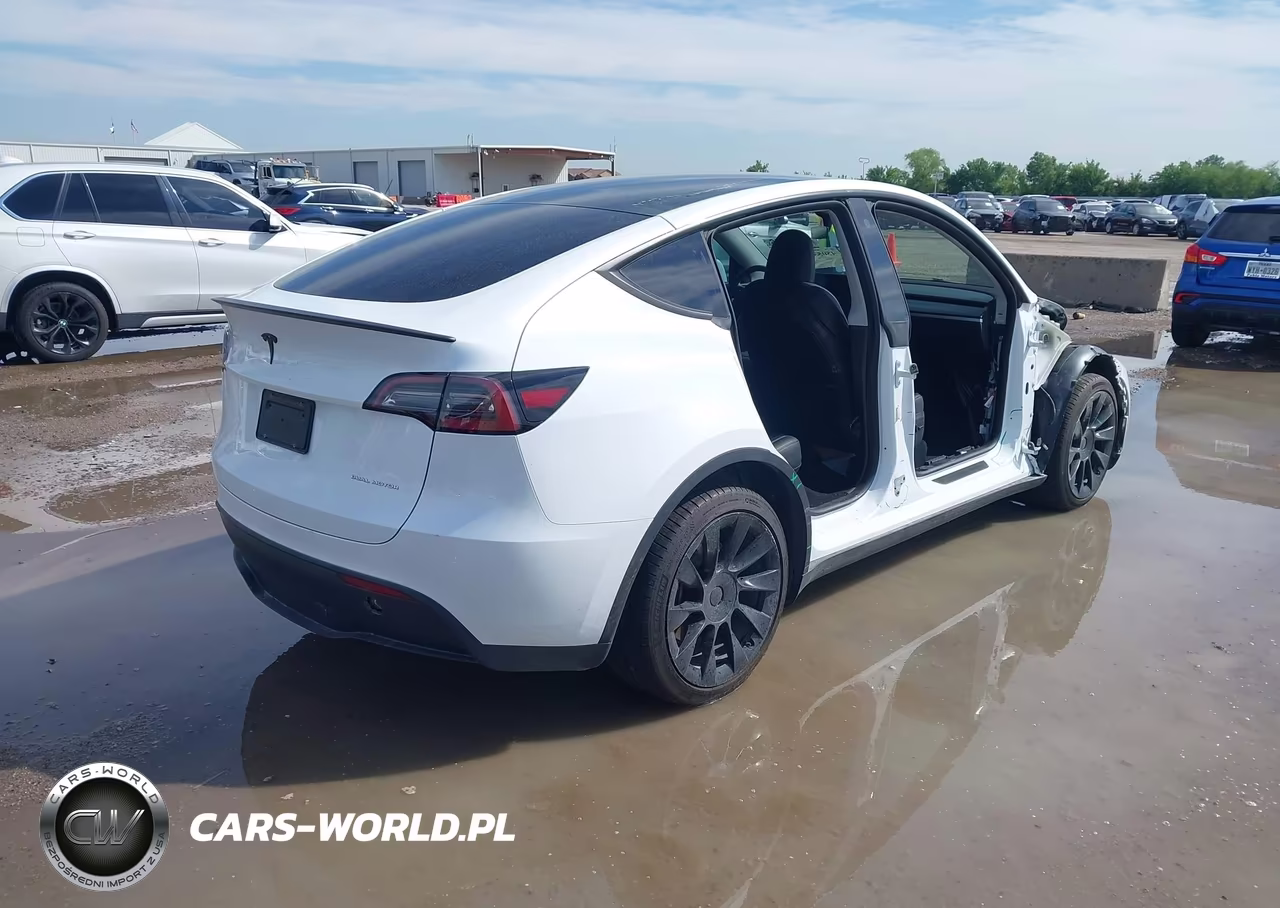 2023 Tesla Model Y Awd-Long Range Dual Motor All-Wheel Drive VIN:7SAYGDEE9PA055830 - 4