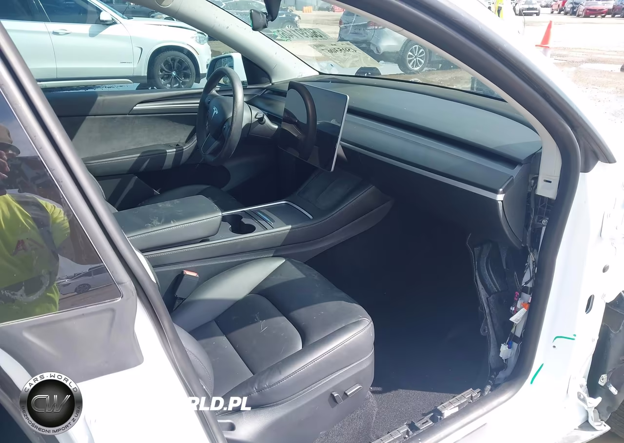 2023 Tesla Model Y Awd-Long Range Dual Motor All-Wheel Drive VIN:7SAYGDEE9PA055830 - 5