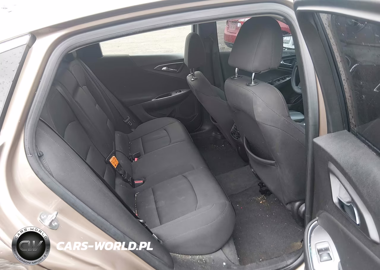 2019 Chevrolet Malibu Lt VIN:1G1ZD5ST8KF141522 - 8