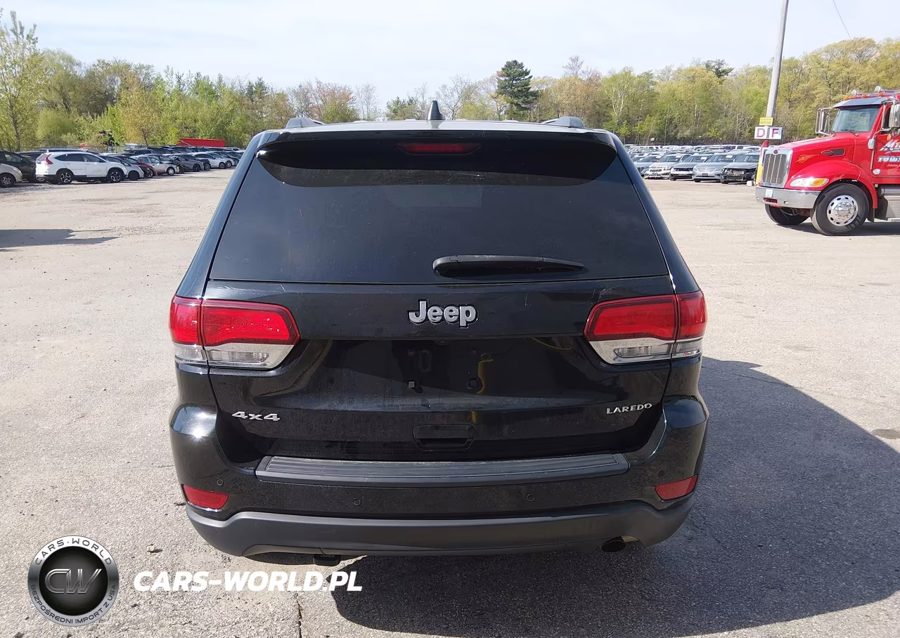 2020 Jeep Grand Cherokee Laredo E 4X4 VIN:1C4RJFAG9LC443981 - 16