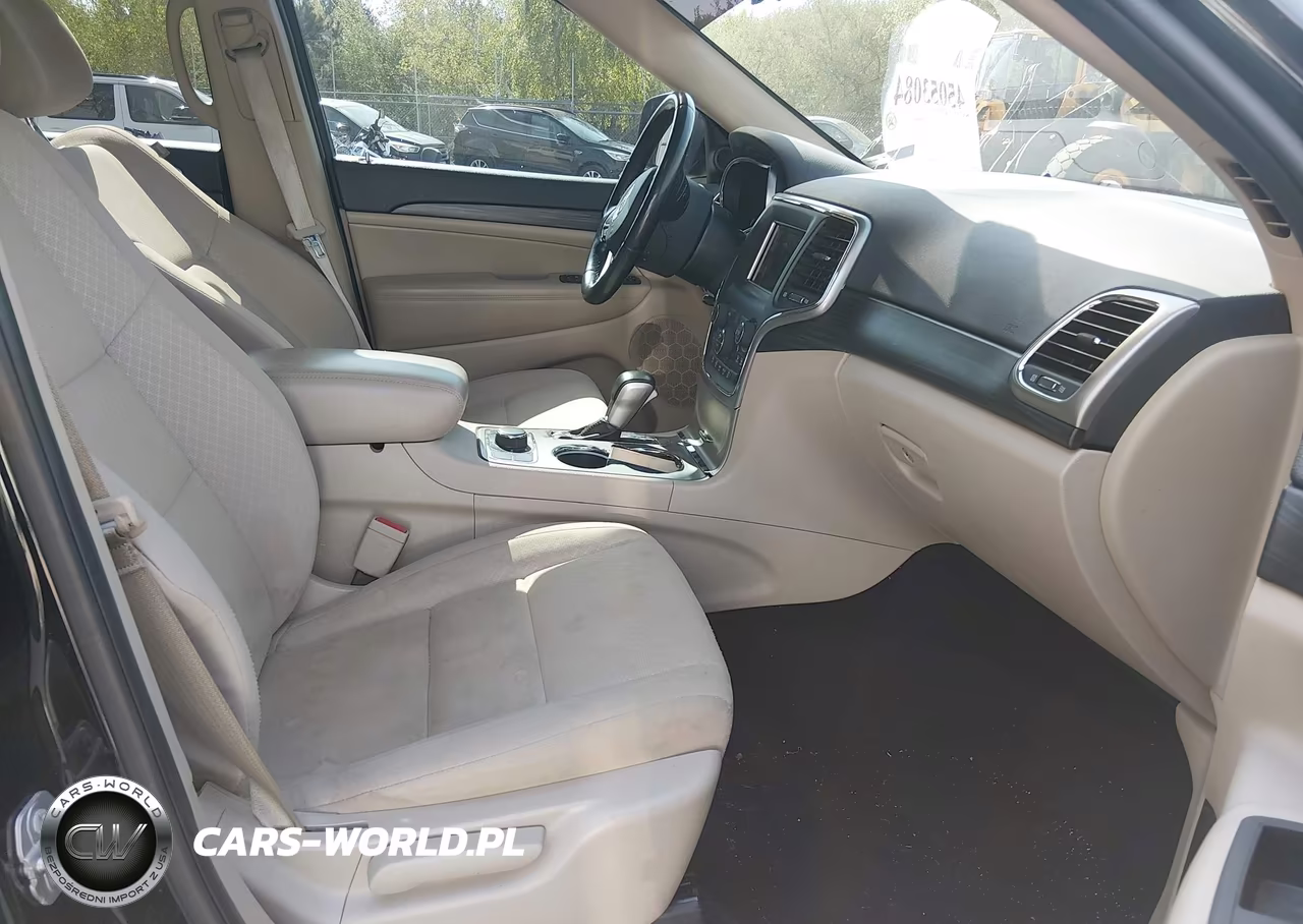 2020 Jeep Grand Cherokee Laredo E 4X4 VIN:1C4RJFAG9LC443981 - 5