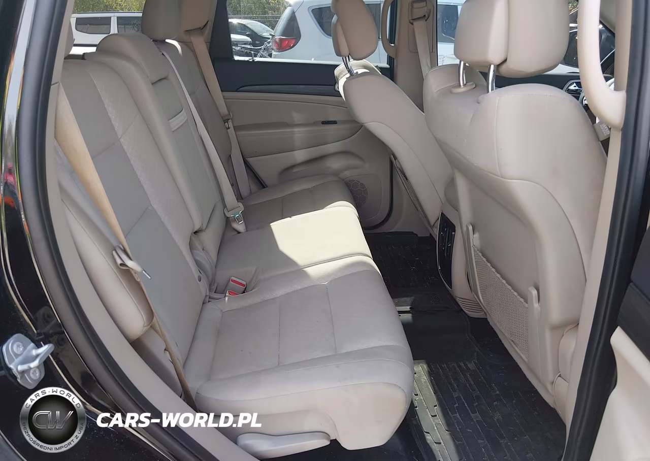 2020 Jeep Grand Cherokee Laredo E 4X4 VIN:1C4RJFAG9LC443981 - 8