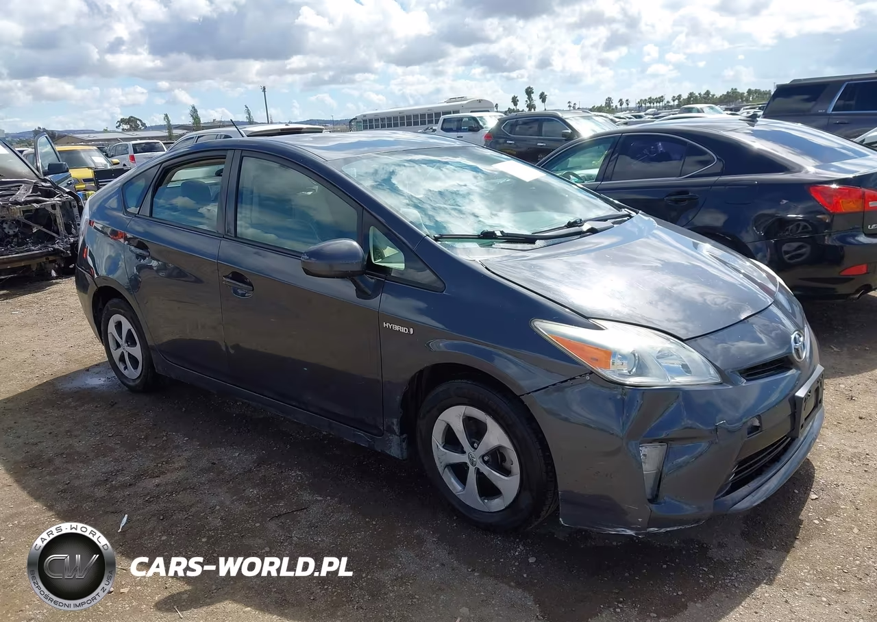 2013 Toyota Prius Two
