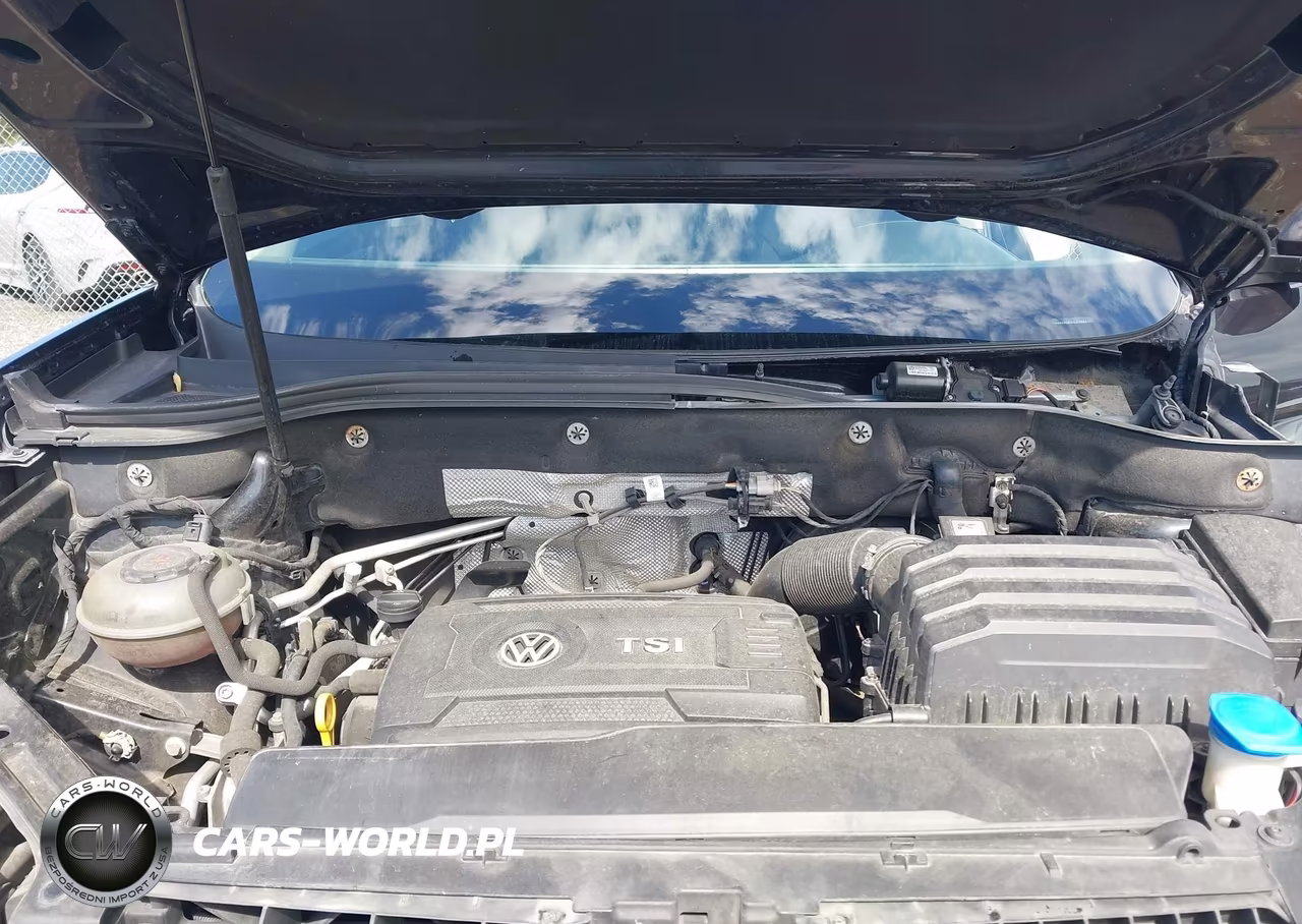 2018 Volkswagen Atlas 2.0T Se VIN:1V2CP2CA3JC556617 - 10