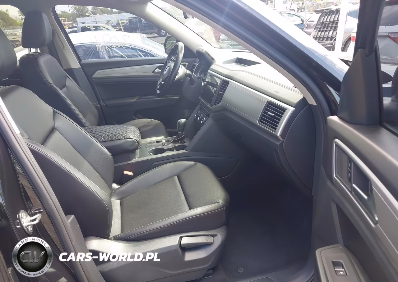 2018 Volkswagen Atlas 2.0T Se VIN:1V2CP2CA3JC556617 - 5