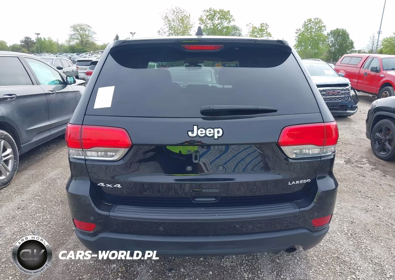 2019 Jeep Grand Cherokee Laredo 4X4 VIN:1C4RJFAG1KC565491 - 16