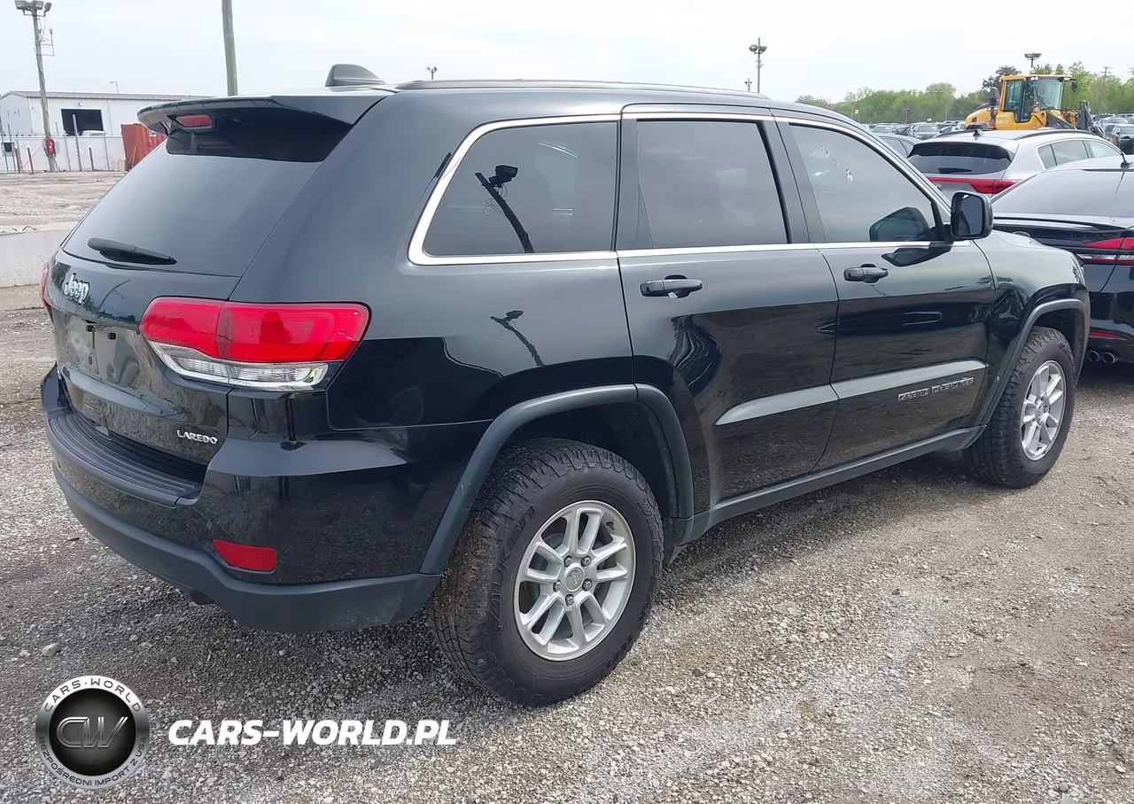 2019 Jeep Grand Cherokee Laredo 4X4 VIN:1C4RJFAG1KC565491 - 4