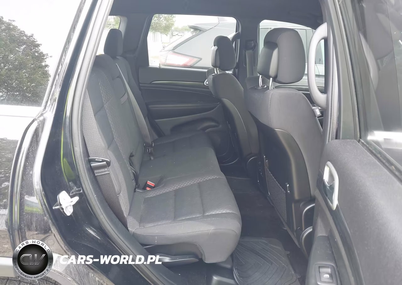 2019 Jeep Grand Cherokee Laredo 4X4 VIN:1C4RJFAG1KC565491 - 8