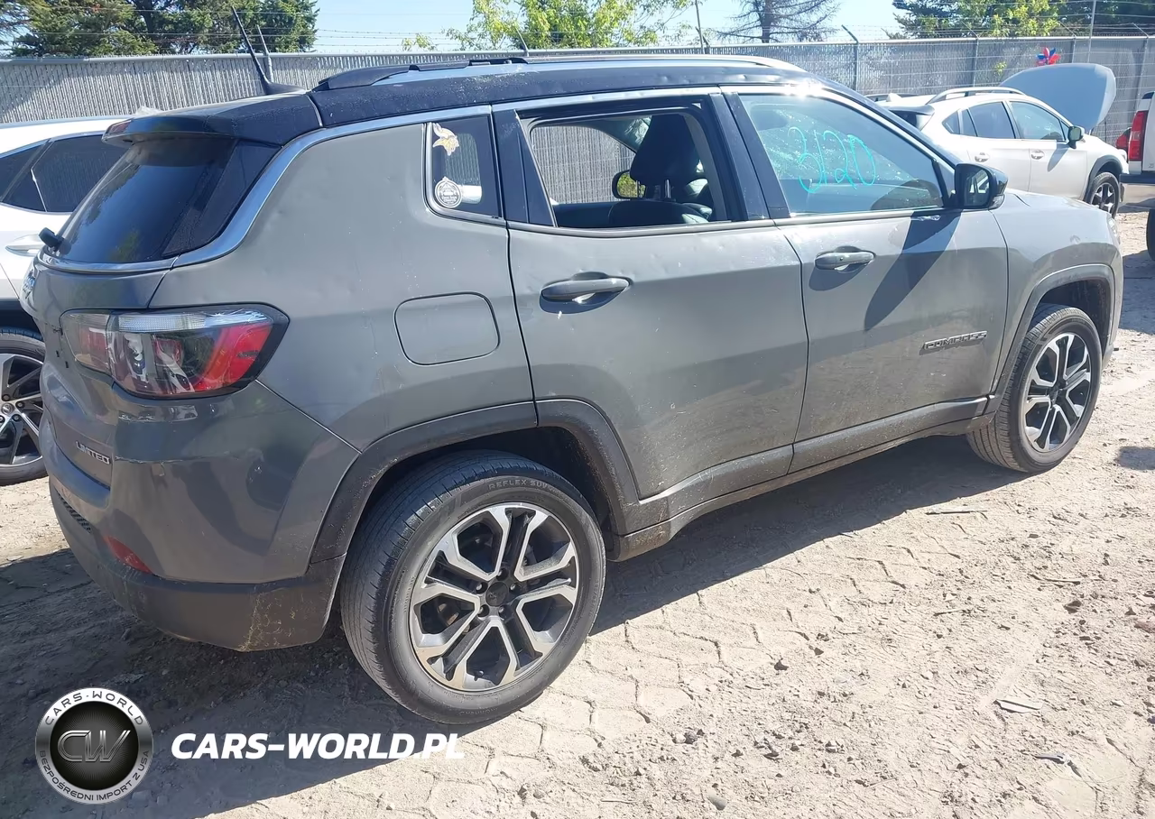 2022 Jeep Compass Limited 4X4 VIN:3C4NJDCB4NT104993 - 4