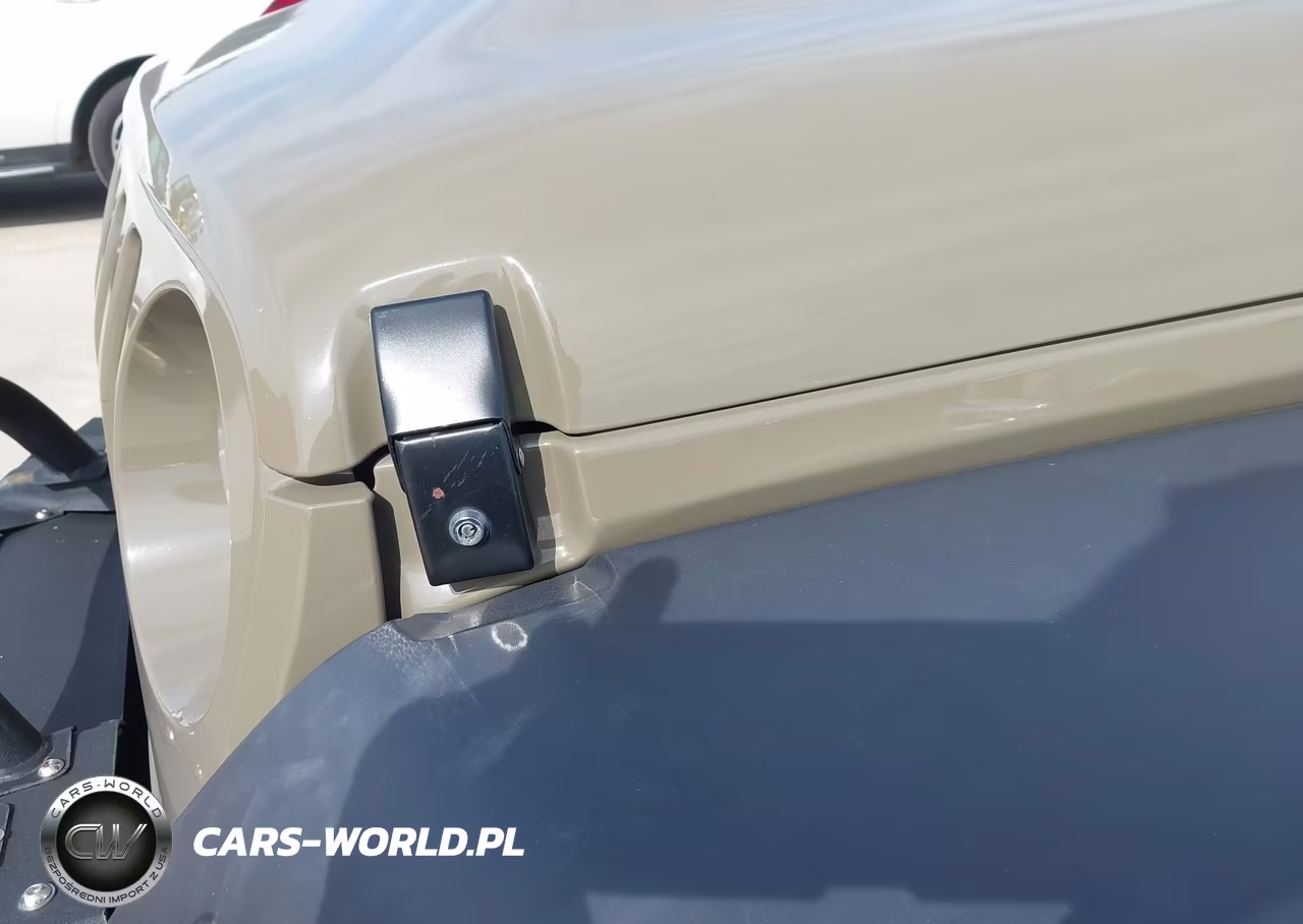 2020 Jeep Gladiator Sport S 4X4 VIN:1C6HJTAG5LL191325 - 18