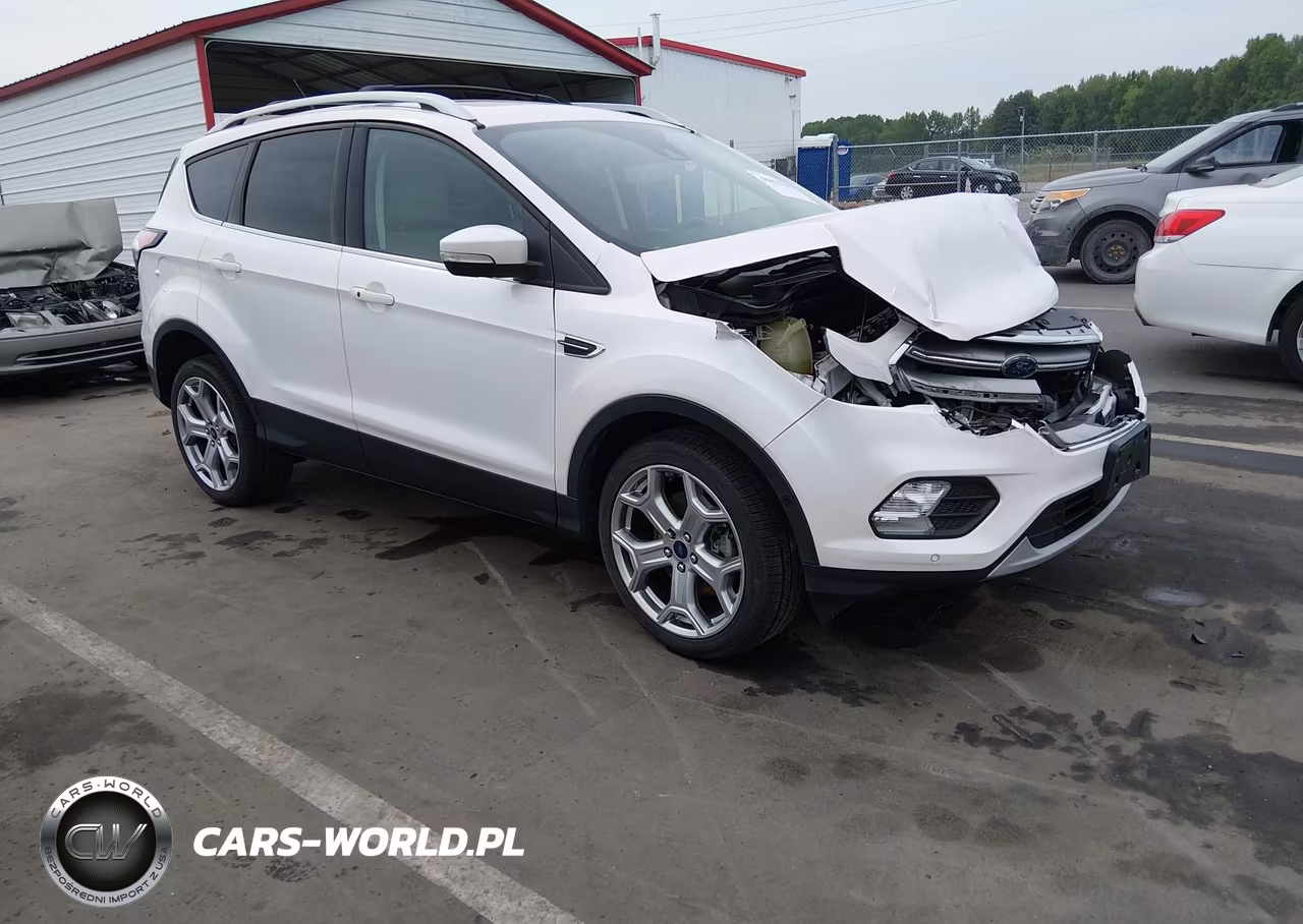 2017 Ford Escape Titanium – zdjęcie 1 z 17
