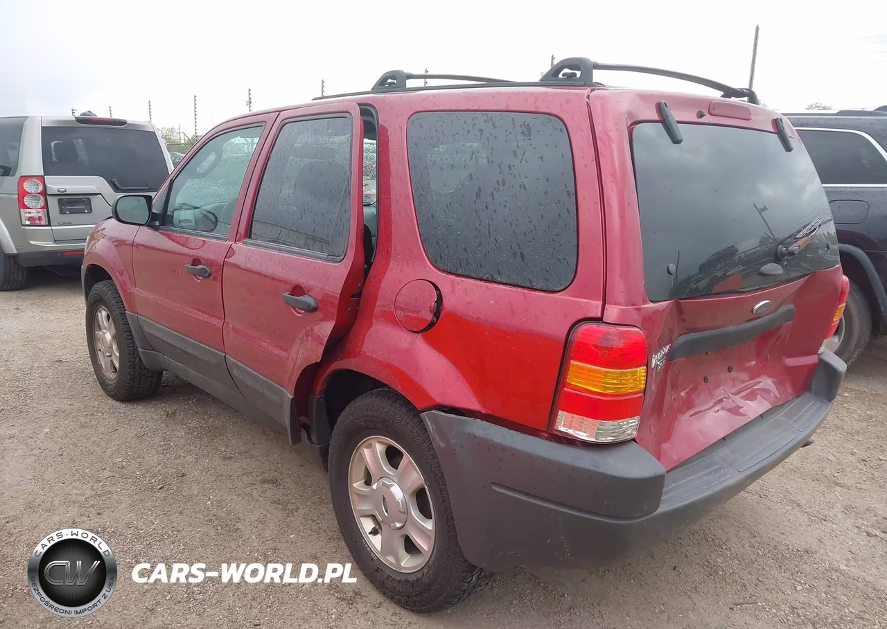 2004 Ford Escape Xlt VIN:1FMYU93184DA07949 - 3