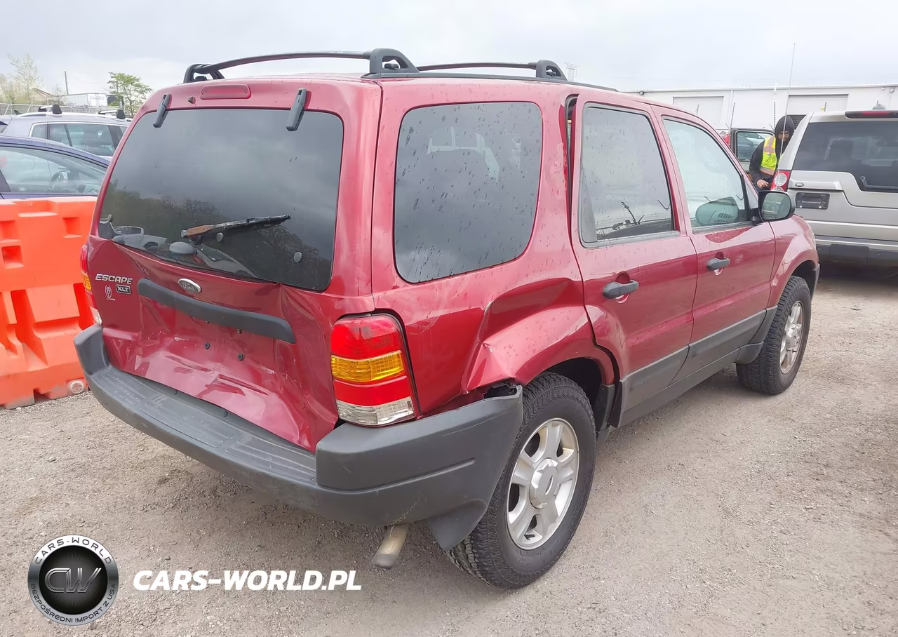 2004 Ford Escape Xlt VIN:1FMYU93184DA07949 - 4